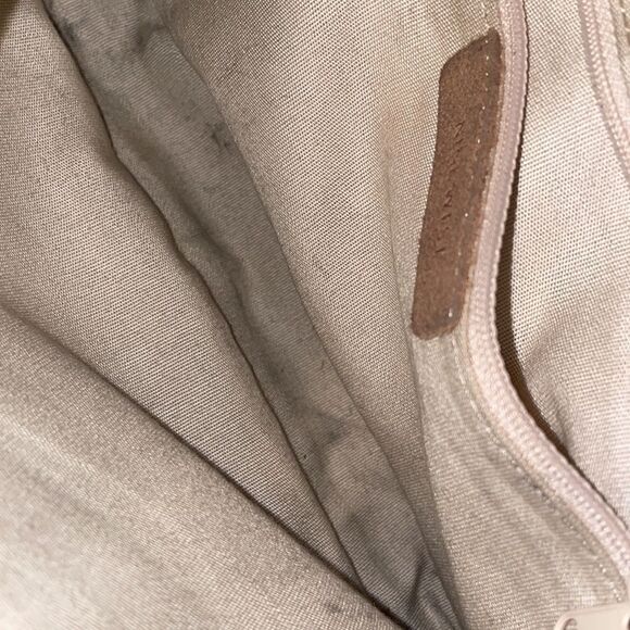 Vintage Nine West BoHo tan leather 5 x 9.5 purse, tassels on both sides. Zipper - Picture 12 of 12